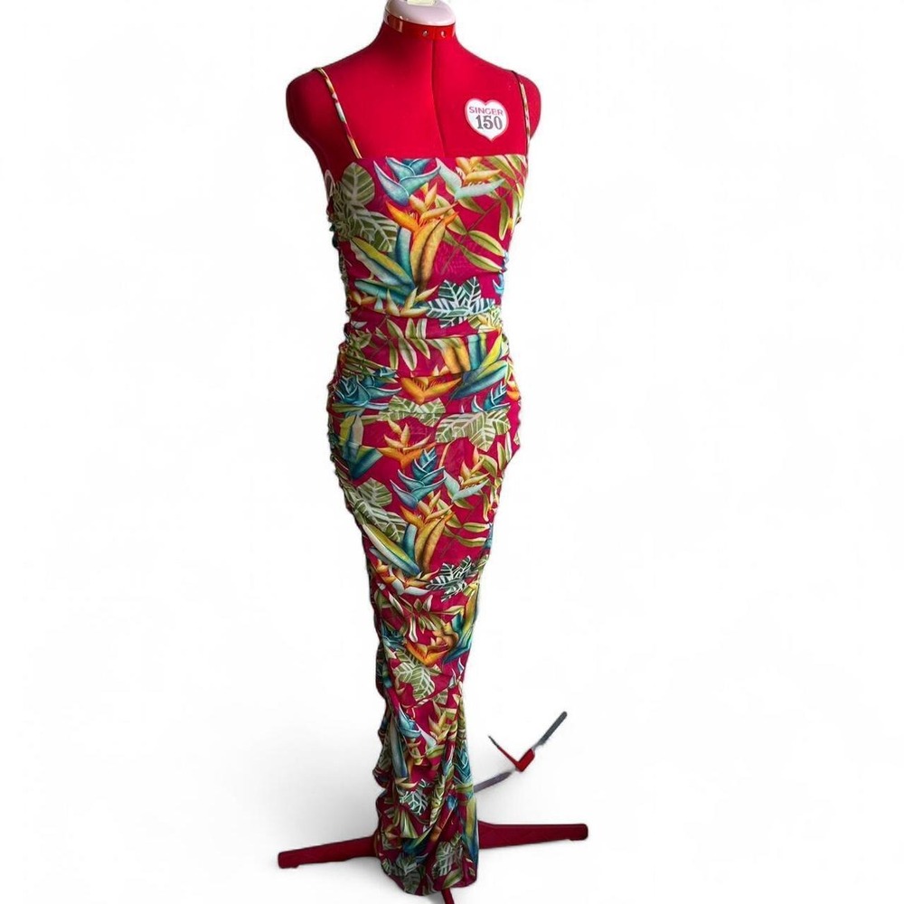 Vibrant multi-colored tropical print Votique Los Angeles bodycon tropical summer